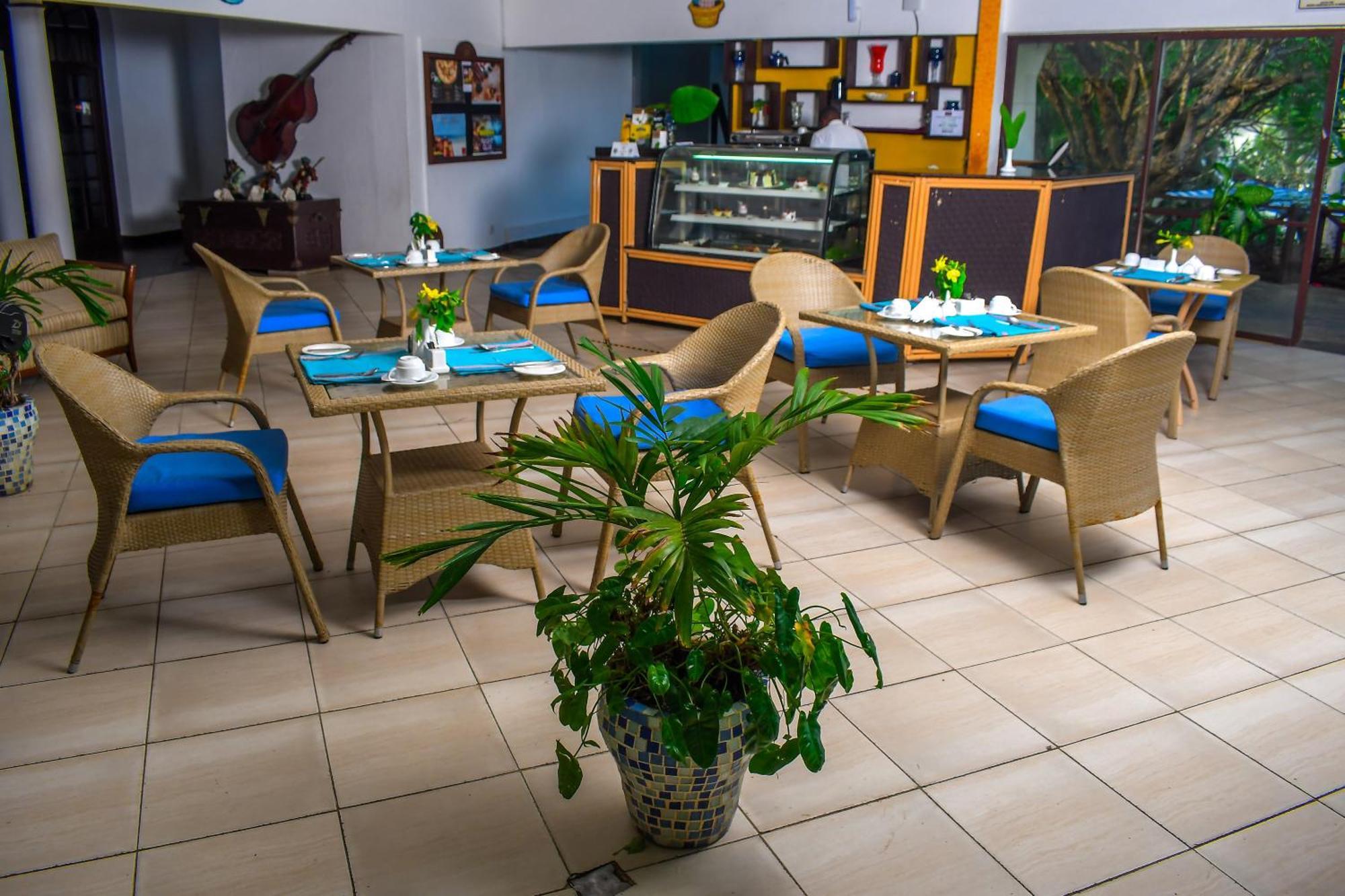 Cocoa Luxury Resort, Nyali, Mombasa Exterior photo