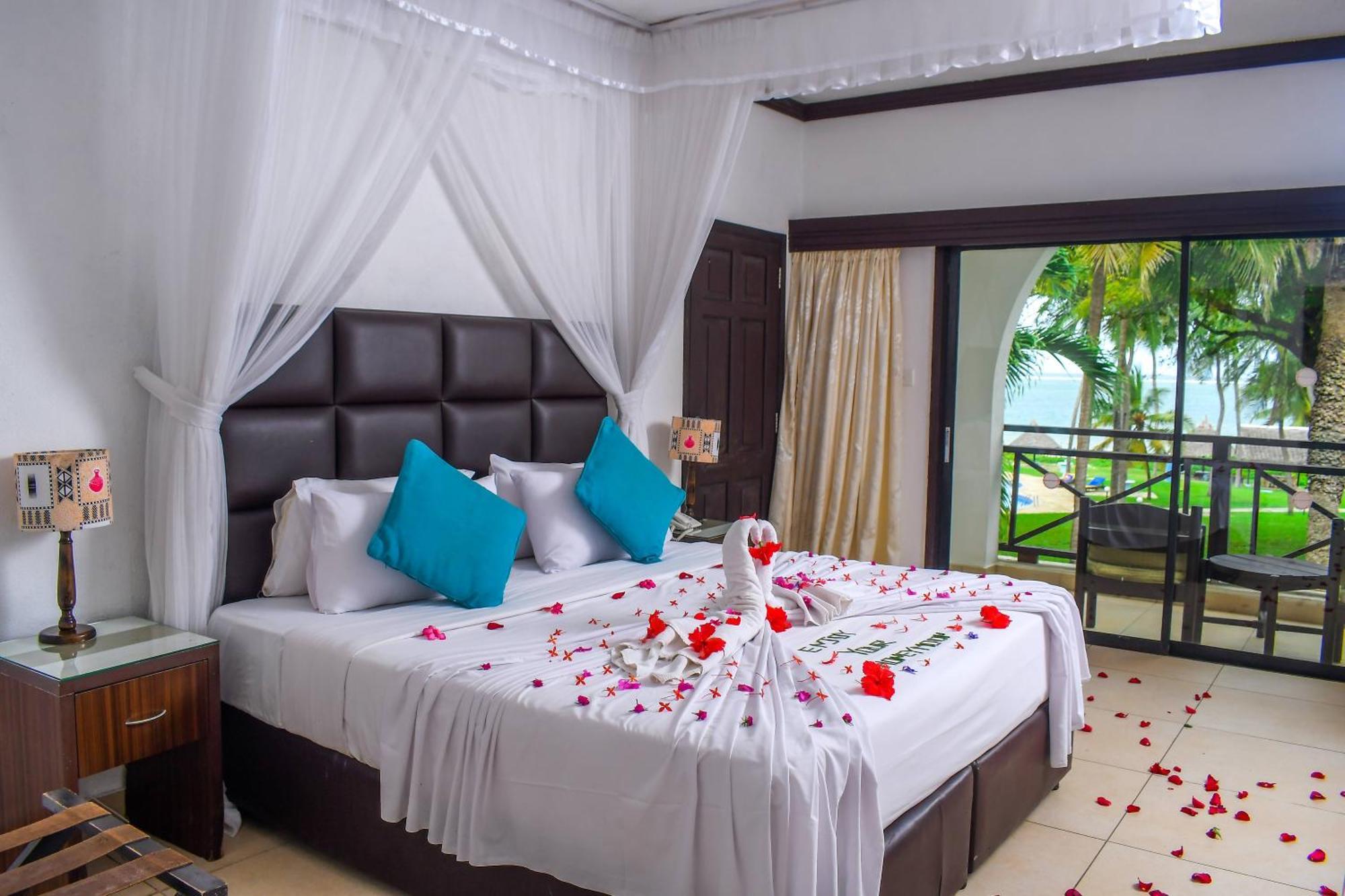 Cocoa Luxury Resort, Nyali, Mombasa Exterior photo