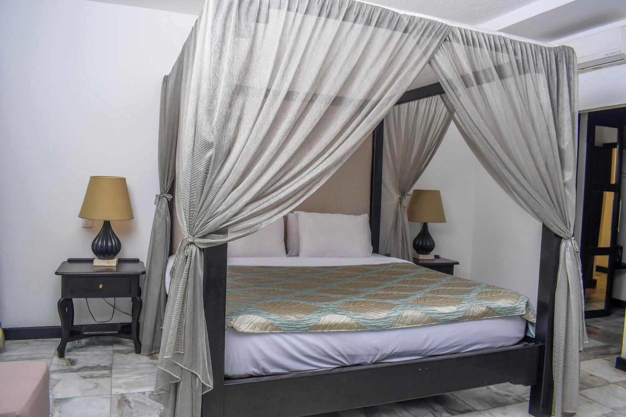 Cocoa Luxury Resort, Nyali, Mombasa Exterior photo